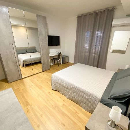 The Shell Guest House Алгеро Екстериор снимка