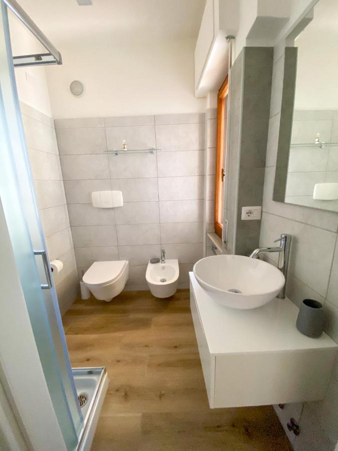 The Shell Guest House Алгеро Екстериор снимка
